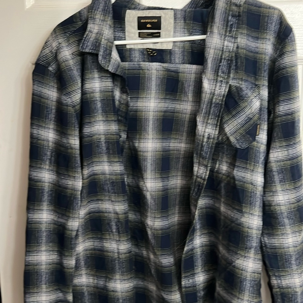 Mens quicksilver flannel large
